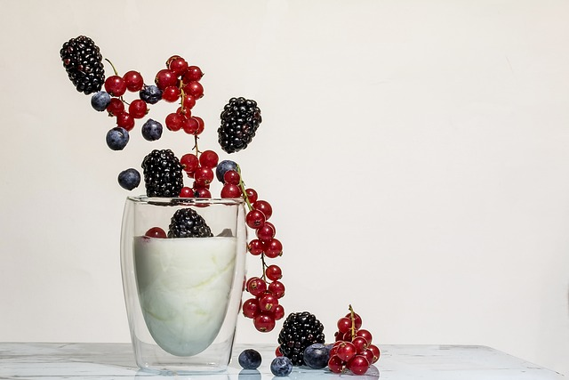 yogurt, fruit, blackberries