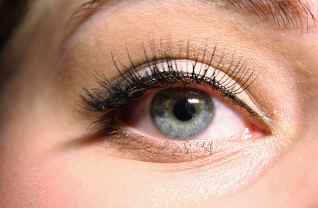 eye, blue, false lashes